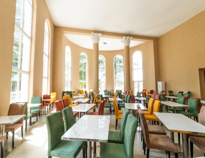 Рестораны и бары - Отель «Волга» Гудаута