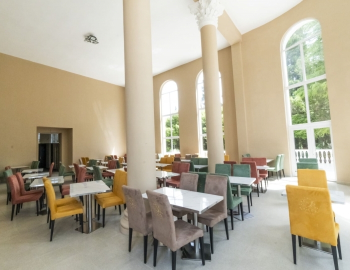 Рестораны и бары - Отель «Волга» Гудаута