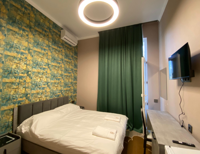 2-местное станд. малый с балк. - Отель «Волга» Гудаута