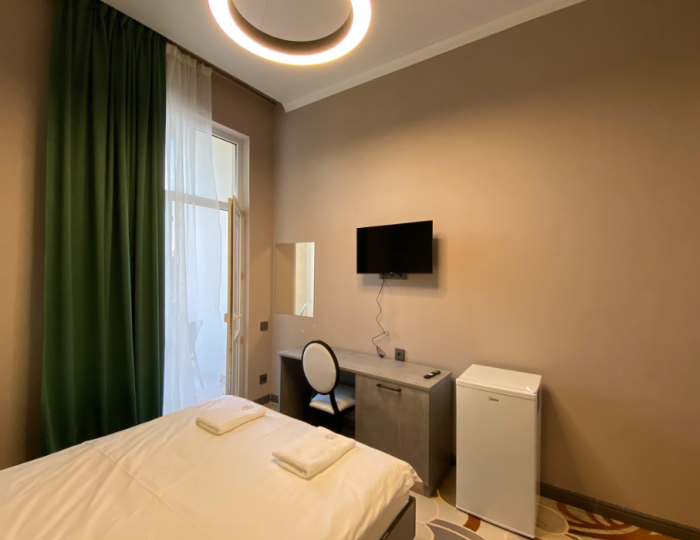 2-местное станд. малый с балк. - Отель «Волга» Гудаута