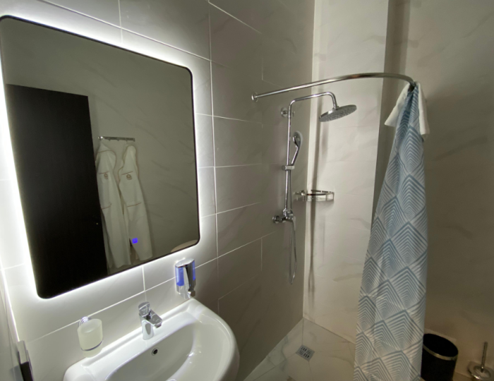 2-местное станд. малый с балк. - Отель «Волга» Гудаута