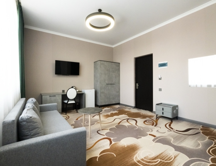 2-местное 1-комн. люкс DBL с балк. - Отель «Волга» Гудаута